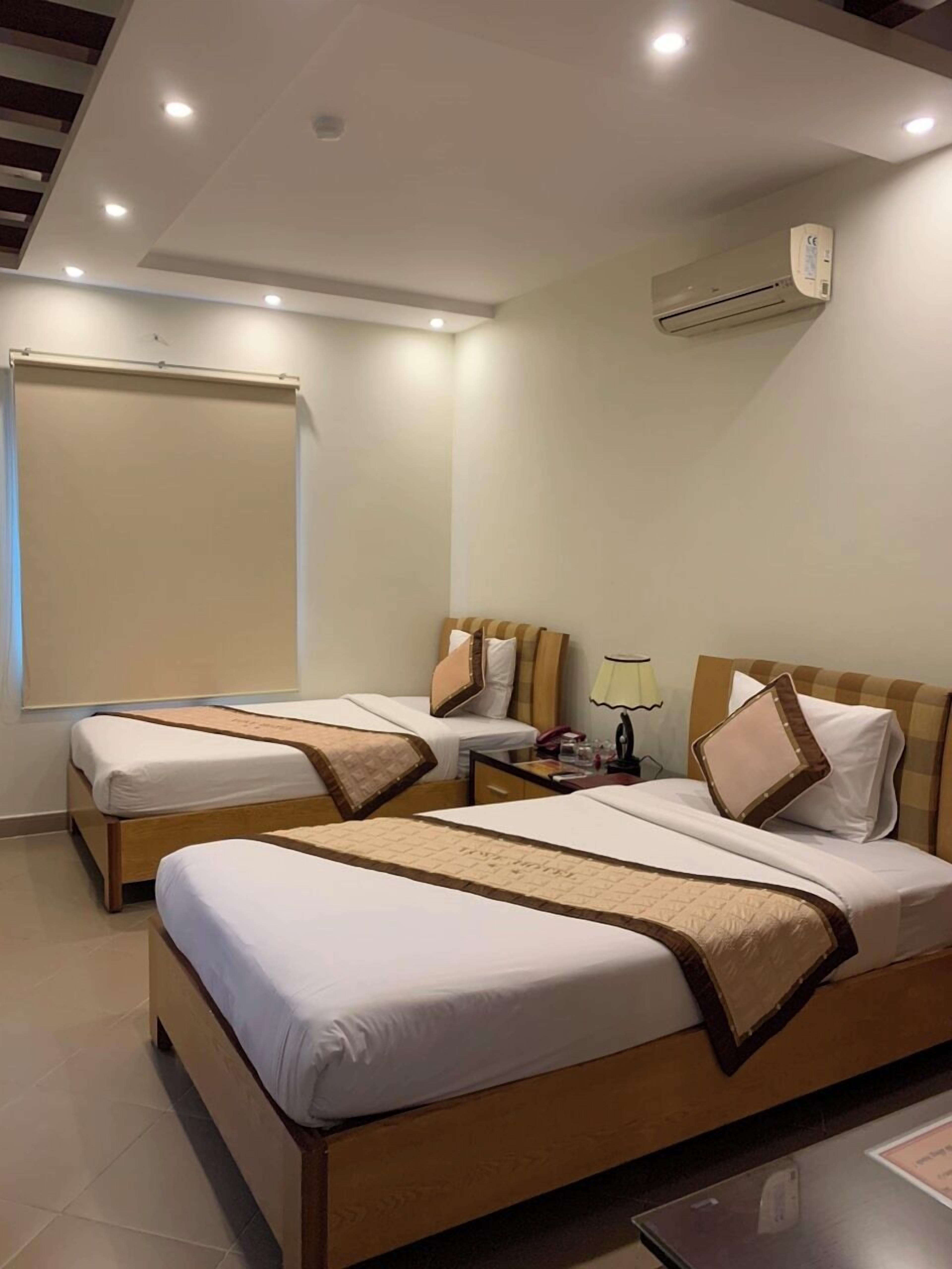 Love Hotel Hoang Mai Hn- By Bay Luxury - Hanoi — Photos 1